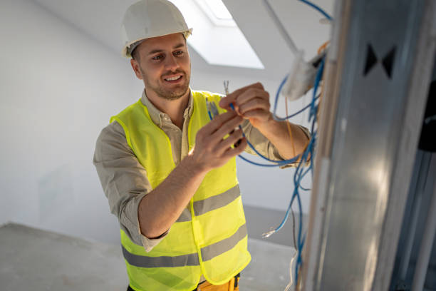 Best Local Electrician Companies  in Savanna, IL